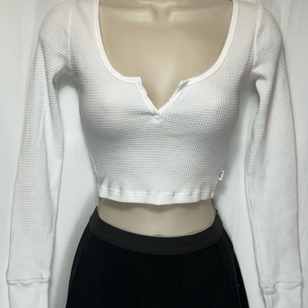 TNA Waffle Knit Long Sleeve Crop Top